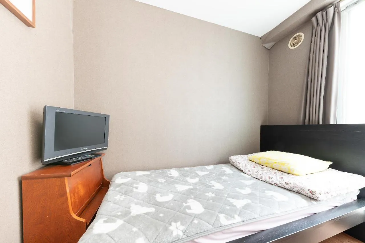 Guest house Oyo Hotel Hikari House Tokyo Japan